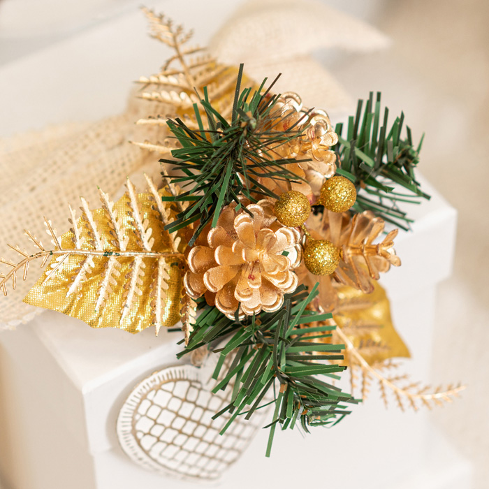 Best Christmas Decorations 2020  Wholesale XMAS Decor  Koch & Co