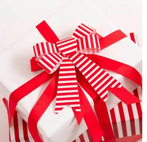 This pre-made velvet bow with red and white candy stripe pattern is an easy way to achieve a perfect bow for gifts, wreaths, Christmas tree decor, and more. 

The front of the bow is velvety soft and smooth and has a PVC backing, enabling it to always hold its shape. Featuring easy-to-use twist tie attachments, this bow is a surefire way to add a polished yet fun touch to your gifts and decor this holiday season.

The overall width is 14cm and the overall length, from top loop to tail end is 18cm. The bow loop measures 3cm wide. Sold as a Pack 2.

SKU: 2119061REWH
.
.
.
.
#kochandco #kochinspo #christmasdecor #xmasdecorations #christmasbows #premadebows #christmaswrappingideas